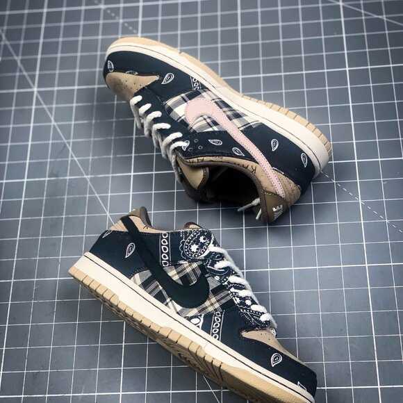 Travis Scott x Nike Dunk SB "Jackboys shoe - Picture 5 of 9